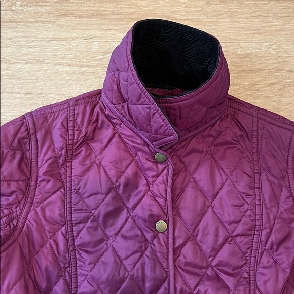 Barbour Women’s Summer Liddesdale Quilted Jacket in a rare Dark Cherry Size US 4 - Picture 8 of 14